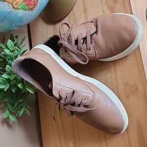 Ecco Size 7 Collin 2.0 Smooth Brown Leather Sneakers